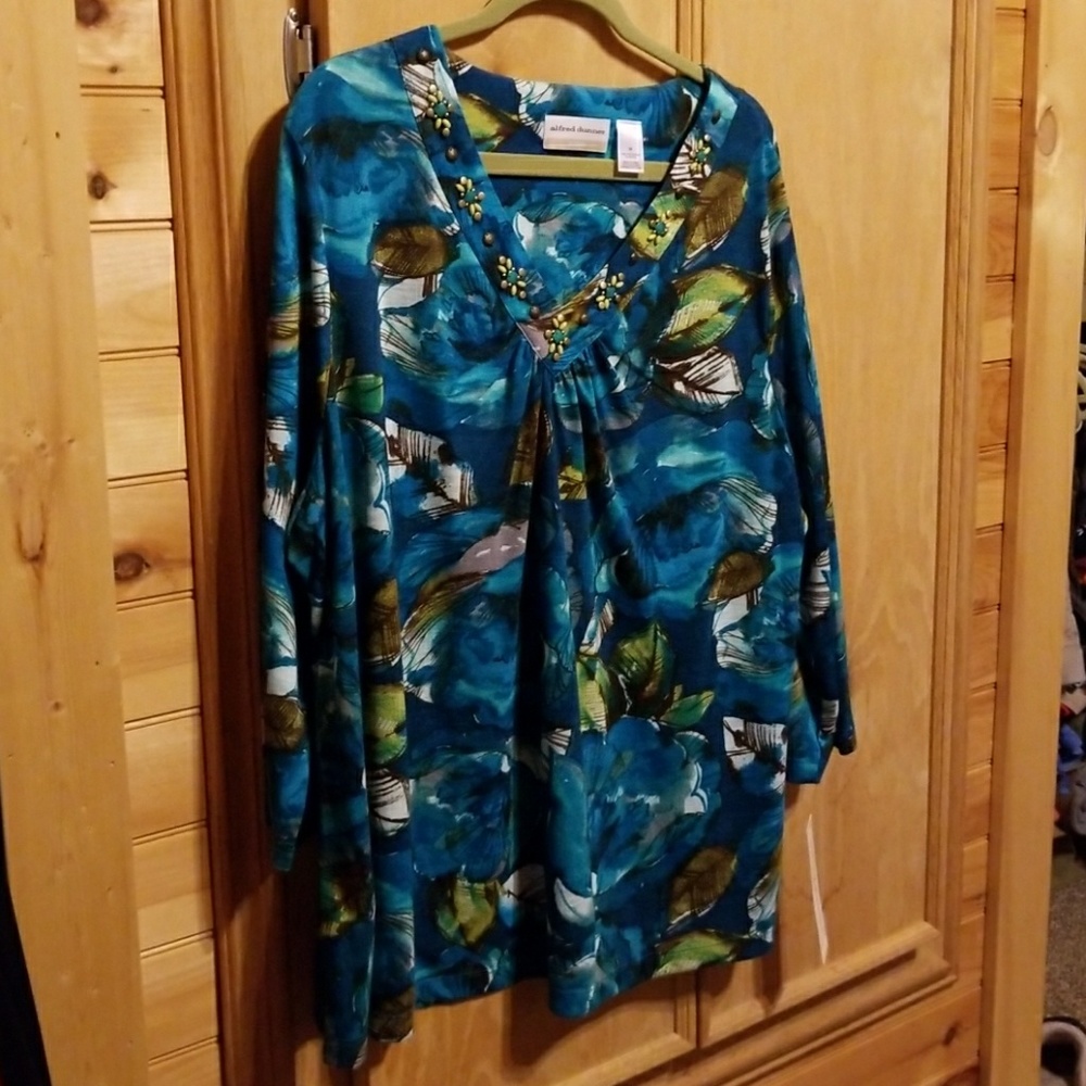 Women's Blouse